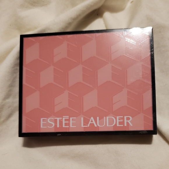 ESTEE LAUDER Bronze Goddess Powder Bronzer 02 Medium NEW - Picture 2 of 4